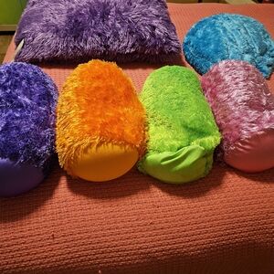 6 fuzzy pillows